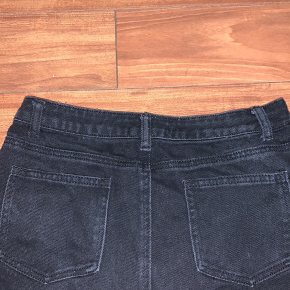 LAST DAY 📌 F21 black Denim Skirt - Picture 3 of 3